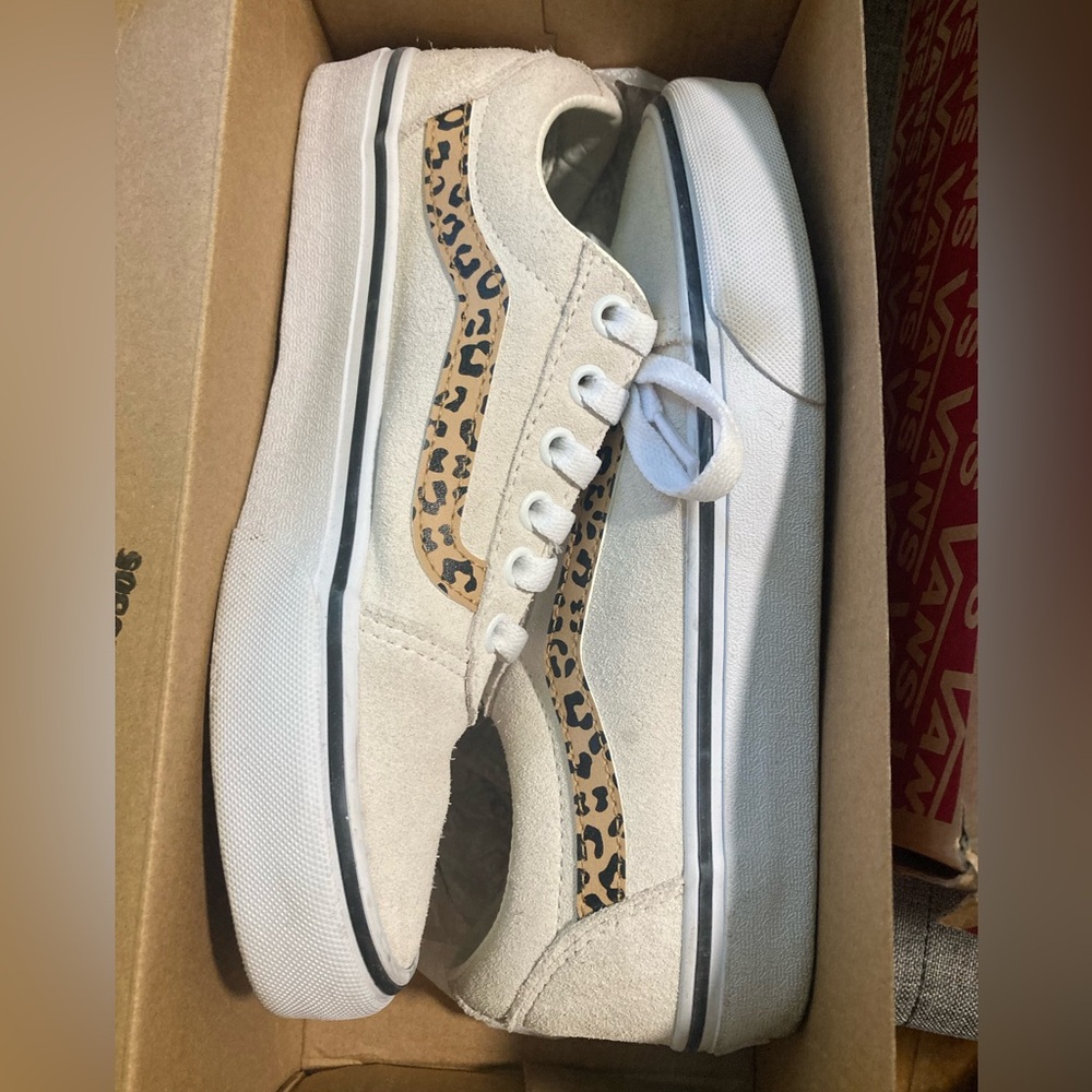 Women’s vans sneakers